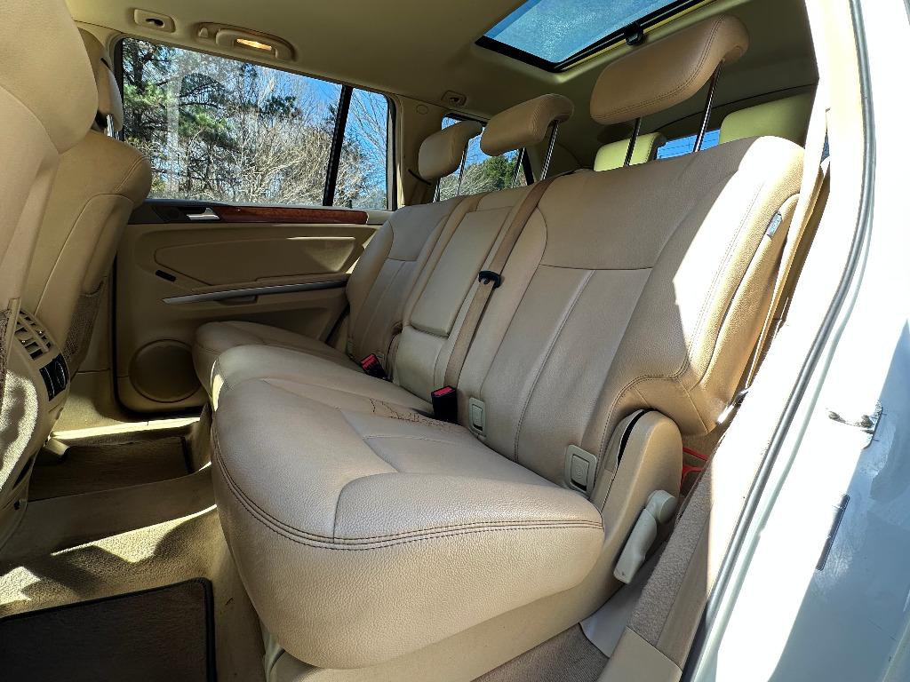 2008 Mercedes-Benz GL-Class GL320 photo